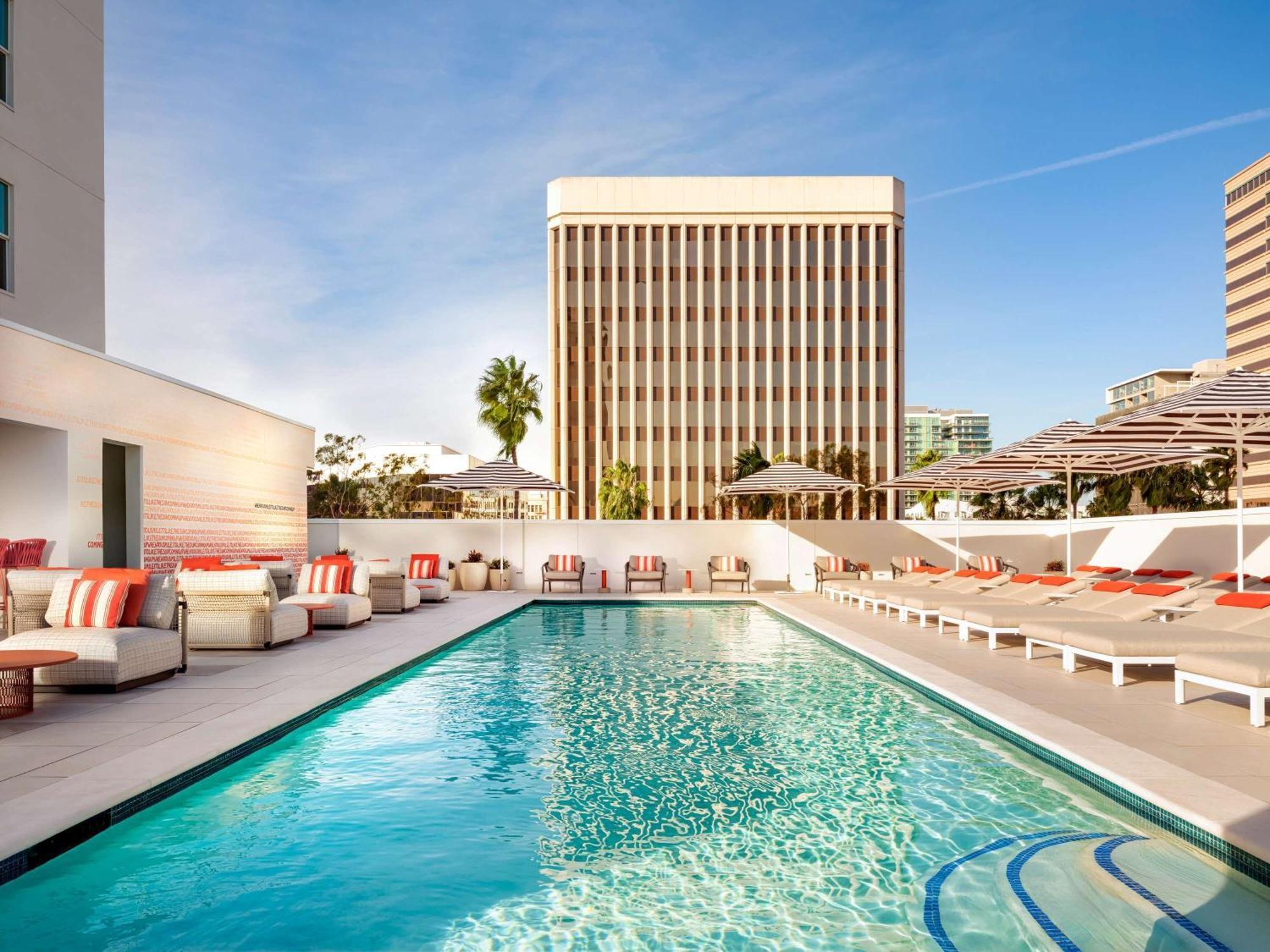 Fairmont Breakers Long Beach Exterior photo